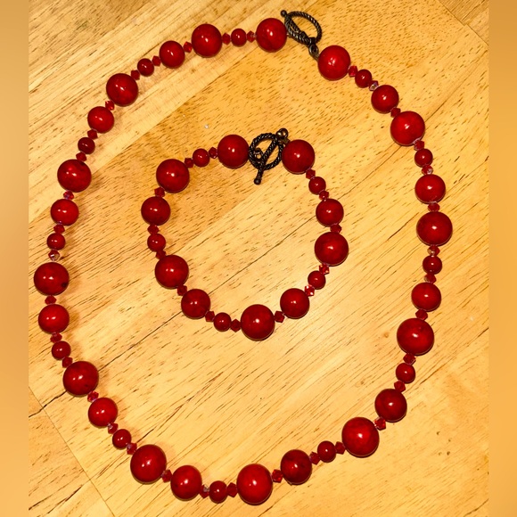 ~Red necklace and bracelet set~ - Picture 1 of 5